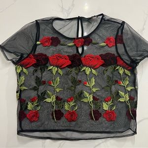 FOREVER 21 shear floral crop top size medium great condition